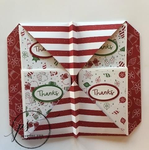 purse of cardsinside