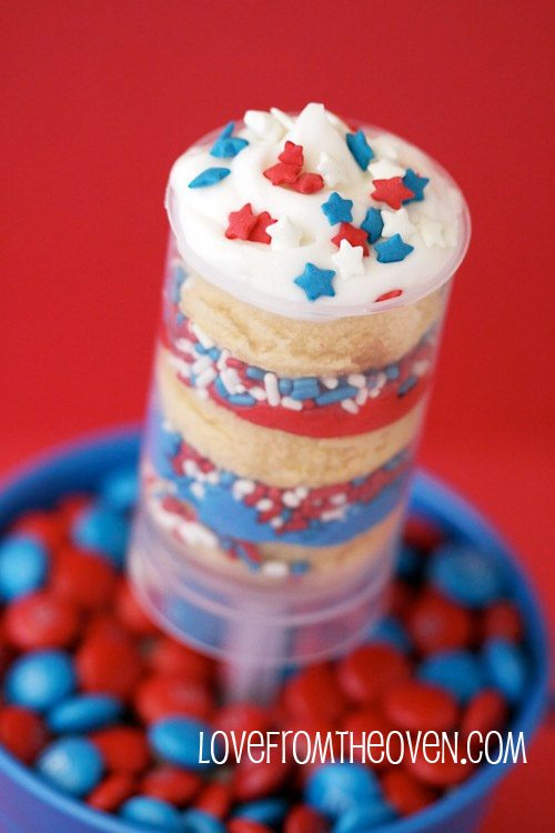 red-white-blue-push-pop-cakes